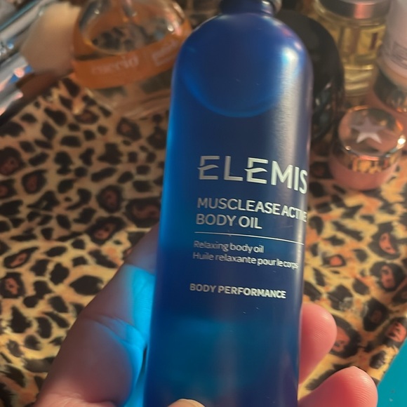 Elemis Musclease Active Body Oil - Picture 5 of 5